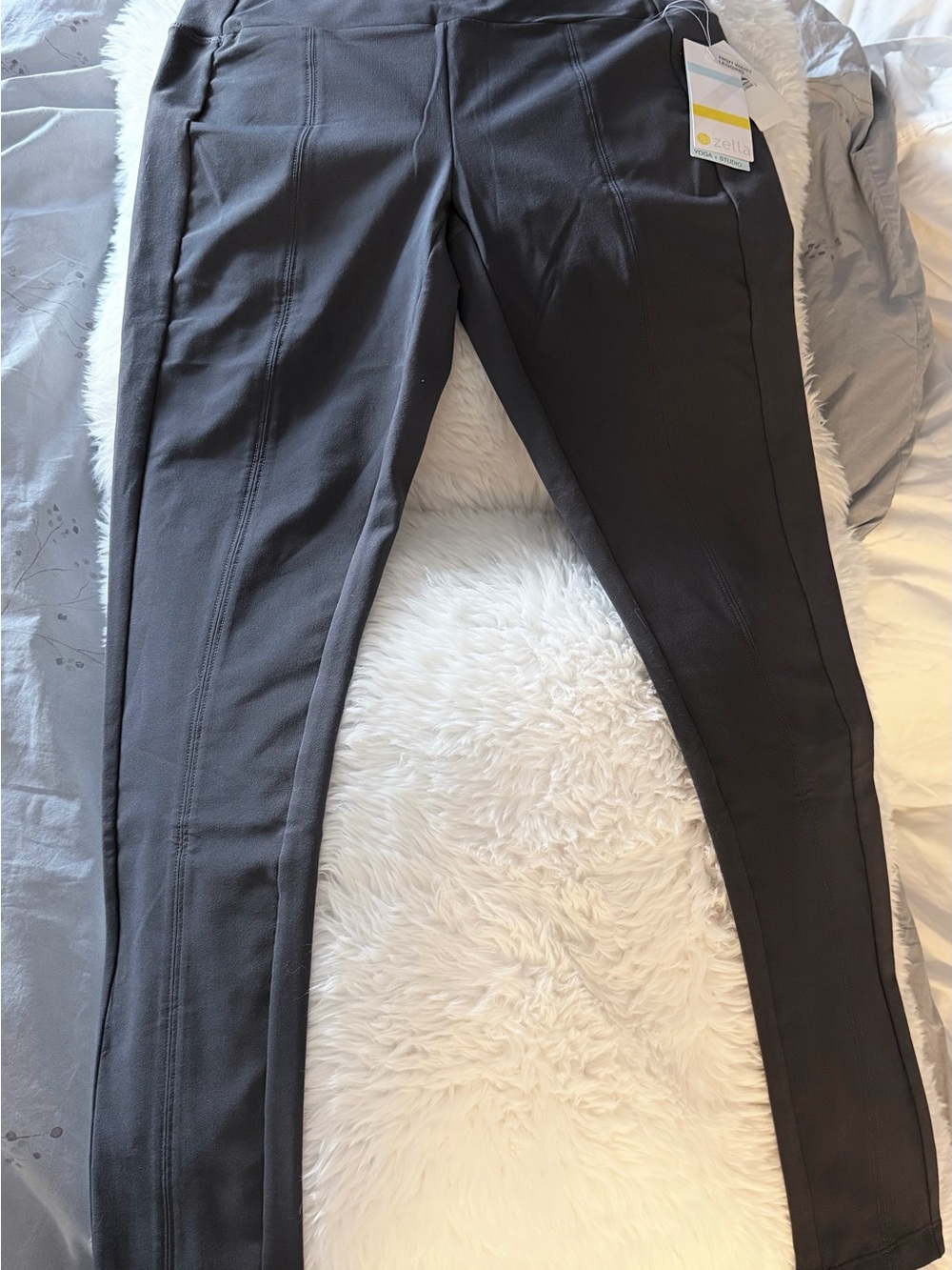 Zella women’s Slim Black Performance Leggings